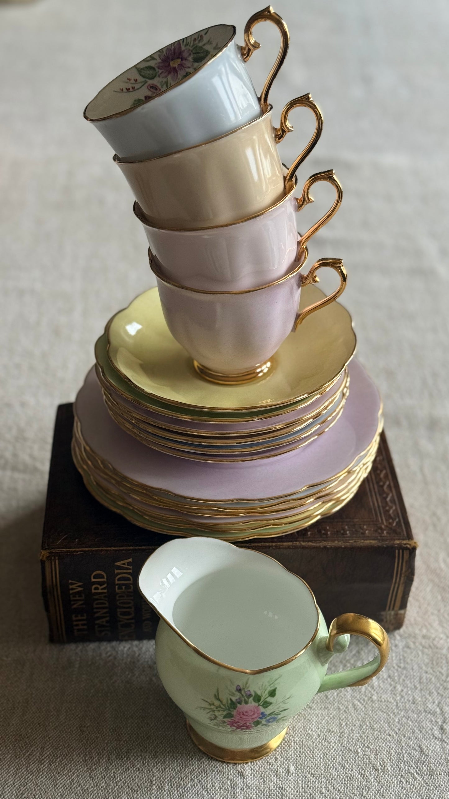 Vintage Pastel Floral Tea Set with Gilt Detail – Cups, Saucers & Milk Jug (EJD Mark)
